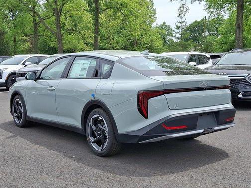 2025 Kia K4 EX