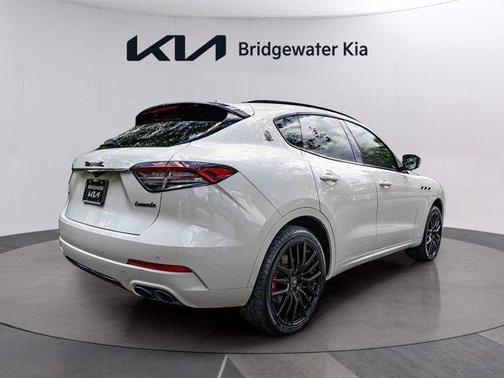 2021 Maserati Levante Base