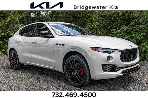 2021 Maserati Levante Base