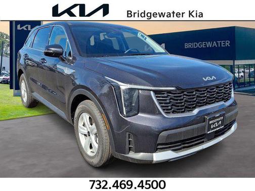 2025 Kia Sorento LX