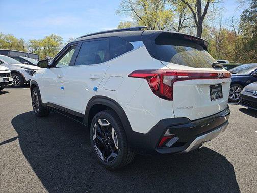 2025 Kia Seltos SX