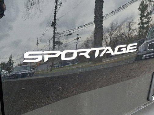 2025 Kia Sportage Hybrid EX
