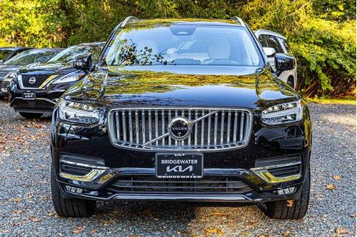 2024 Volvo XC90 Plus Bright Theme