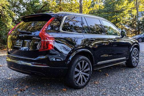 2024 Volvo XC90 Plus Bright Theme