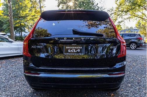 2024 Volvo XC90 Plus Bright Theme