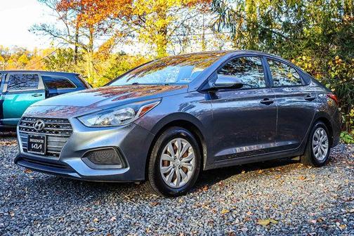 2019 Hyundai Accent SE