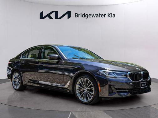 Dark Graphite Metallic 2023 BMW 540 i xDrive