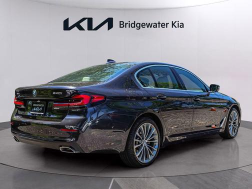 Dark Graphite Metallic 2023 BMW 540 i xDrive