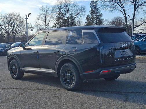 Ebony Black 2027 Kia Telluride LX