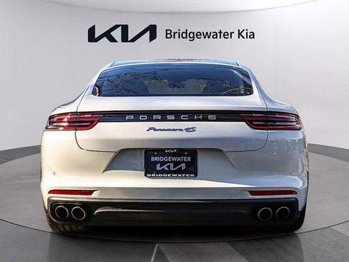 2020 Porsche Panamera 4S