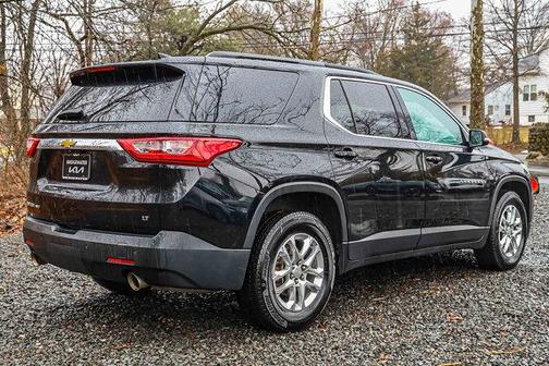 2021 Chevrolet Traverse LT Leather