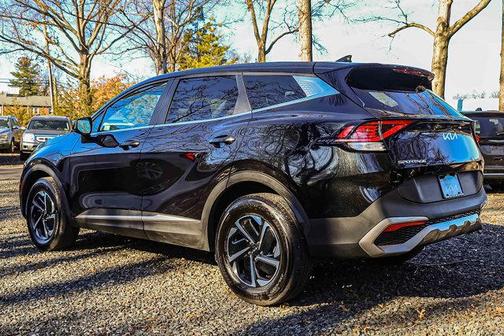 2023 Kia Sportage Hybrid LX