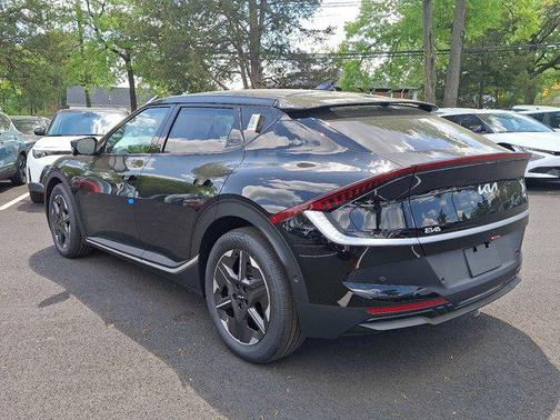 2025 Kia EV6 Light Long Range