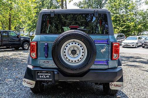 2022 Ford Bronco Base