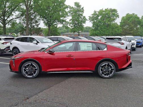 2025 Kia K4 GT-Line