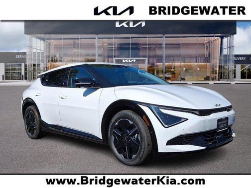 2025 Kia EV6 Wind