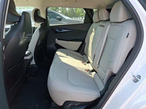2025 Kia EV6 Wind
