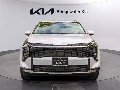 Glacial White Pearl 2026 Kia Sportage EX