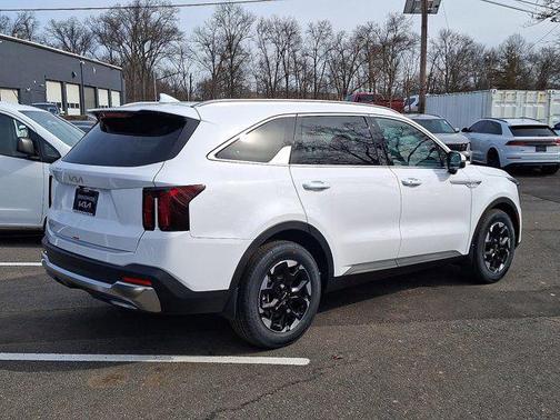 2025 Kia Sorento S