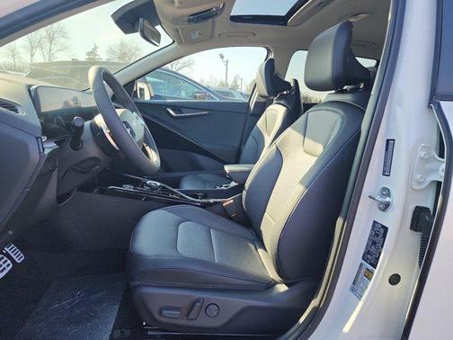 2025 Kia Niro EV Wave