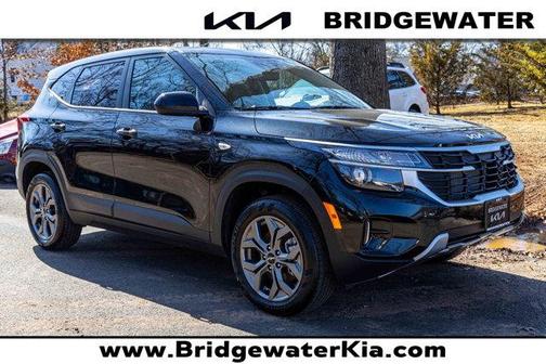 2024 Kia Seltos LX