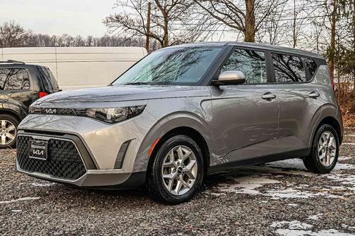 2023 Kia Soul LX