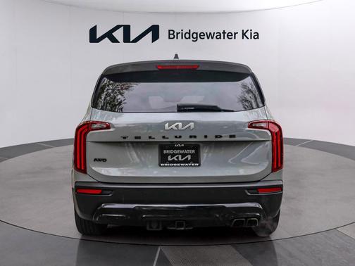 Wolf Gray 2022 Kia Telluride EX