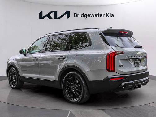 Wolf Gray 2022 Kia Telluride EX