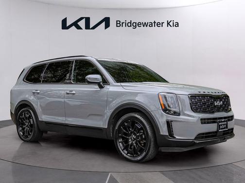 Wolf Gray 2022 Kia Telluride EX