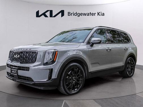 Wolf Gray 2022 Kia Telluride EX