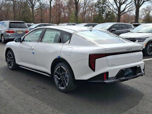 2025 Kia K4 GT-Line