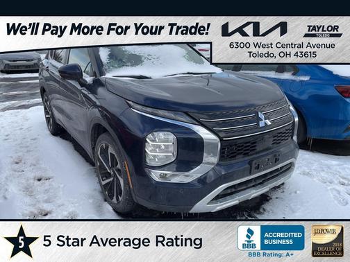 2023 Mitsubishi Outlander SE