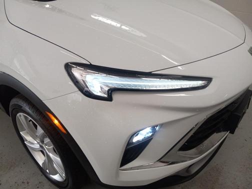 Summit White 2025 Buick Encore GX Preferred