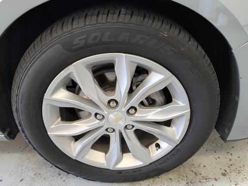 Sterling Gray Metallic 2024 Chevrolet Malibu LT