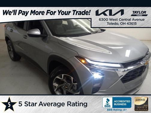 2025 Chevrolet Trax LT