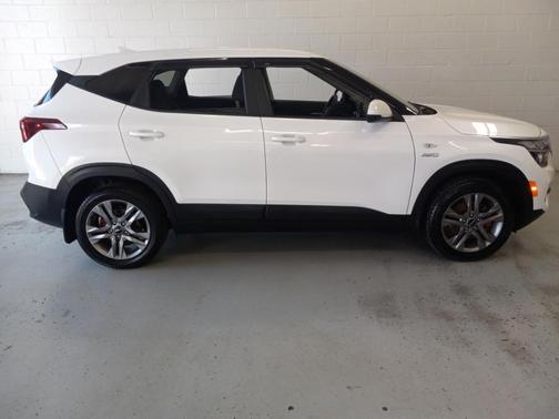 2022 Kia Seltos LX