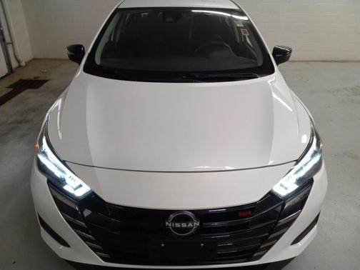 2024 Nissan Versa 1.6 SR