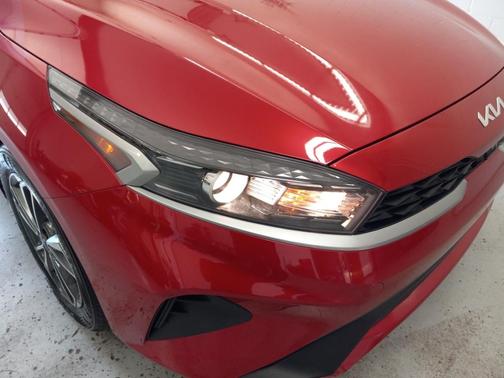 Currant Red 2023 Kia Forte LXS