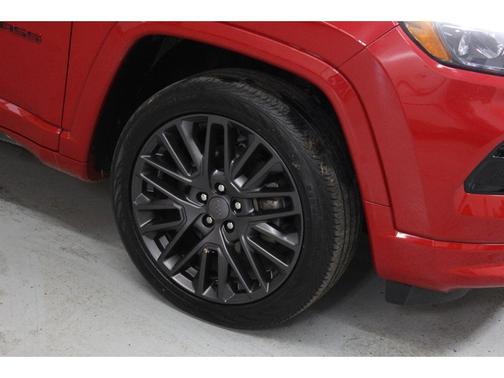 2022 Jeep Compass (RED) Edition