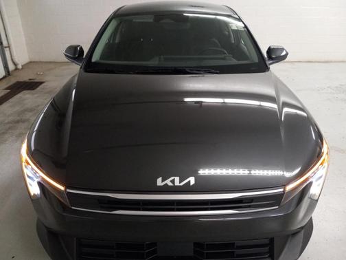 2025 Kia K4 LX