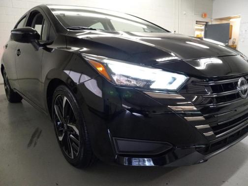 2024 Nissan Versa 1.6 SR