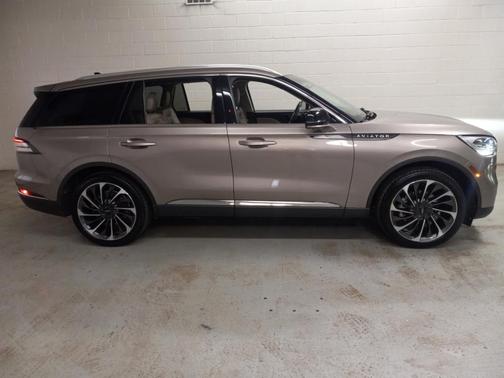 2021 Lincoln Aviator Reserve AWD