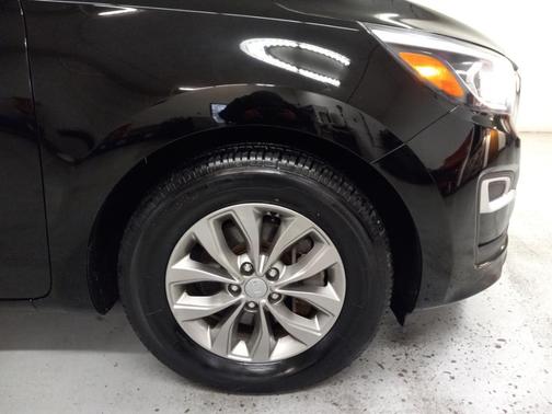 2019 Kia Sedona LX