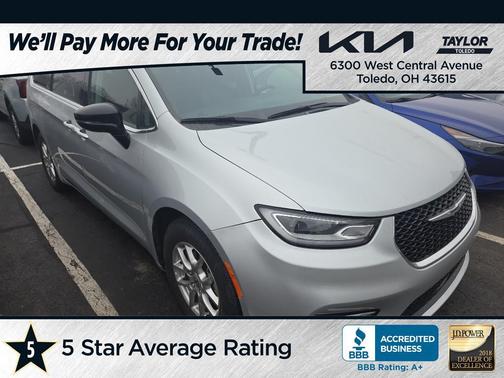 2024 Chrysler Pacifica Touring-L