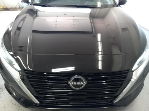Black 2025 Nissan Altima SV