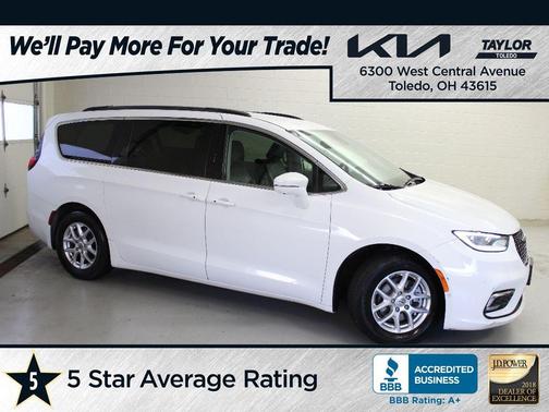2022 Chrysler Pacifica Touring-L