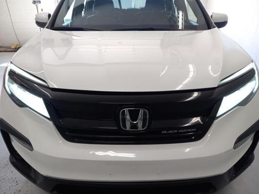 Platinum White Pearl 2021 Honda Pilot Black Edition