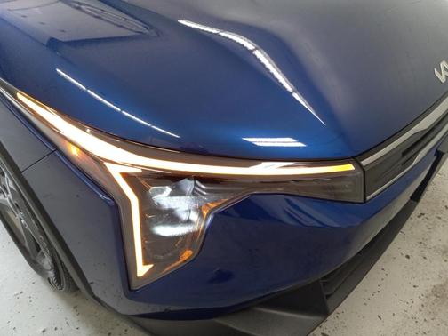 Deep Sea Blue 2025 Kia K4