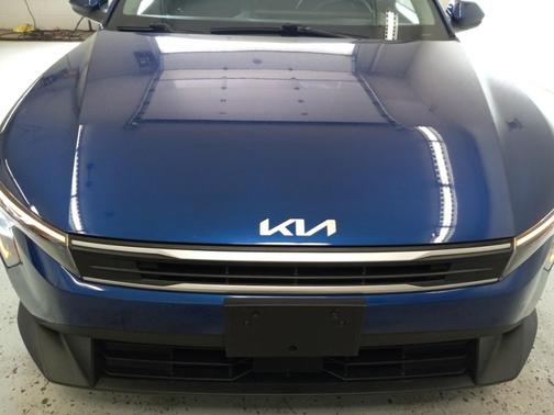 Deep Sea Blue 2025 Kia K4