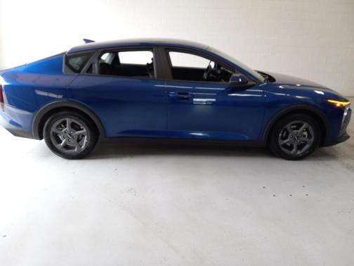 Deep Sea Blue 2025 Kia K4